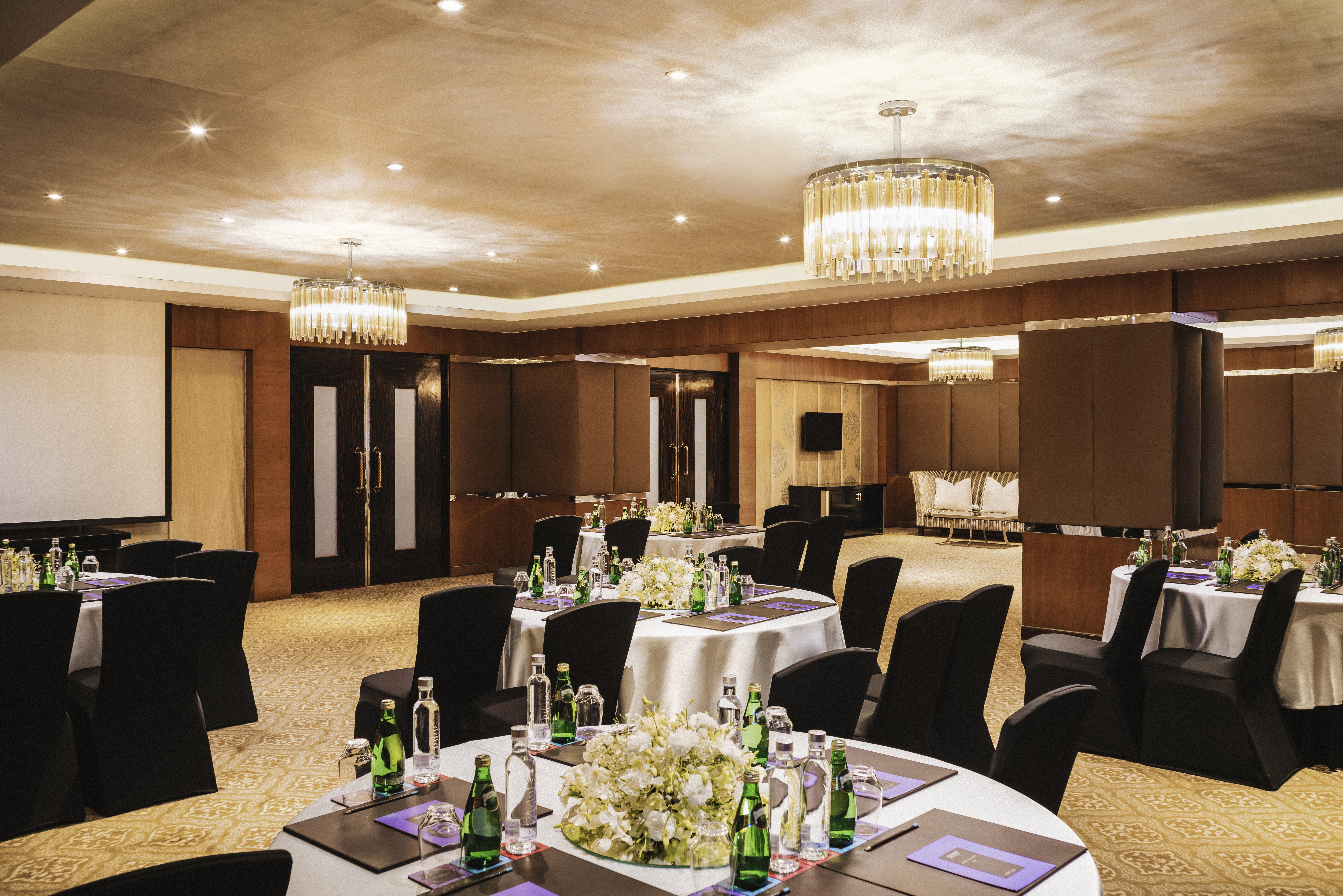 Sofitel Mumbai Bkc Hotel Luaran gambar The ballroom